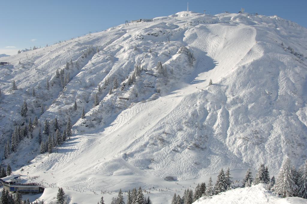 Berghotel Basur - Das Schihotel Am Arlberg Flirsch Exterior foto